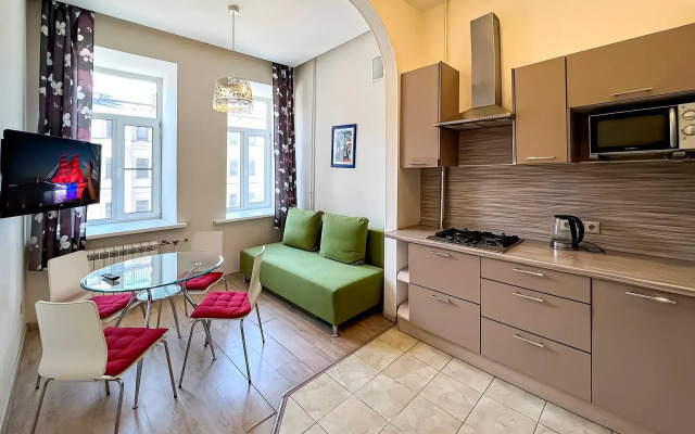 В доме Бажанова