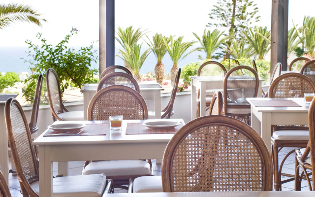 Chrissi Amoudia Hotel