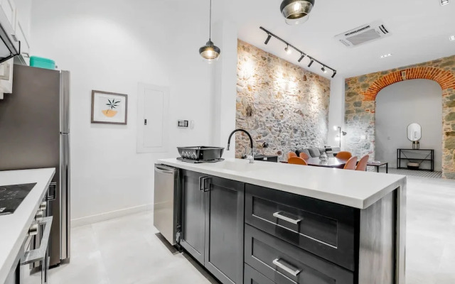 w Contemporary 1BR in Plaza Catedral