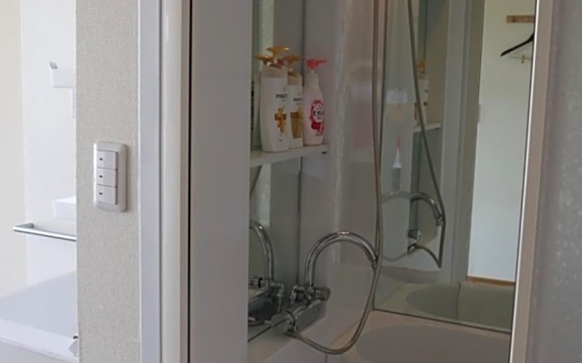 Izu 4 sea ocean reinforced con Double bed + single bed 2 sea view (room – Bathroom – Atami