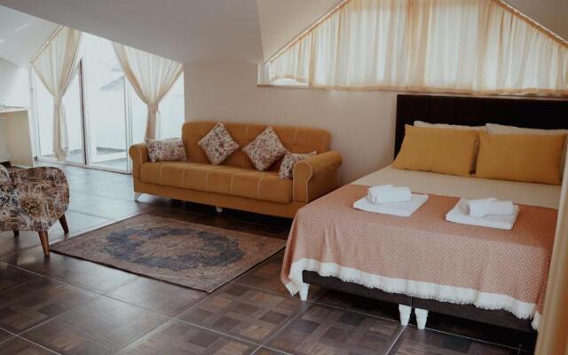 Maya Villa