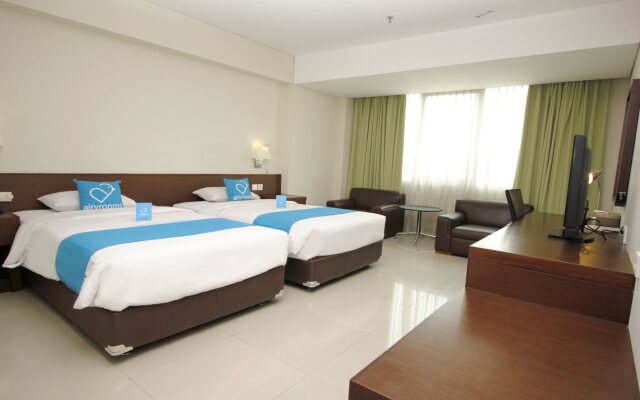 Bamboo Inn Hotel & Cafe