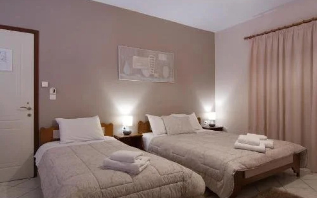 Tsironis Guesthouse