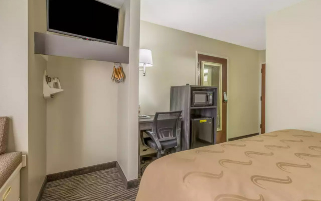 Quality Inn & Suites North Lima - Boardman