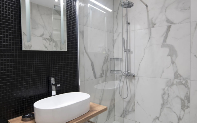 Plaka Arch Suites