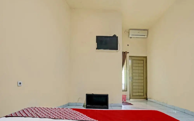 OYO Life 91873 Nugraha Kost