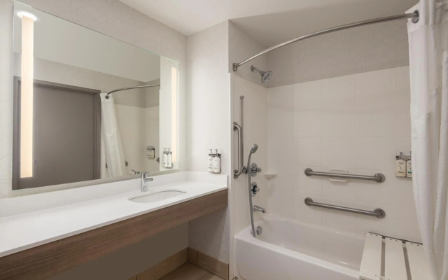 Holiday Inn Express Bothell by IHG