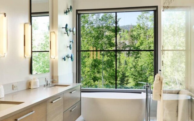 Open Oasis by Exceptional Stays