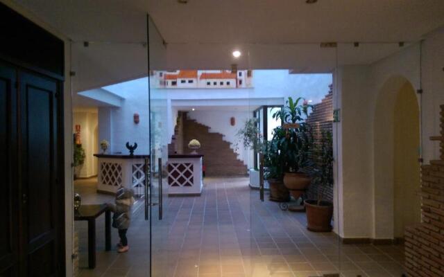 Marina De La Duquesa Apartment