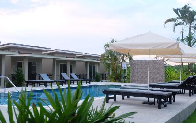 The Oasis Khaolak Resort
