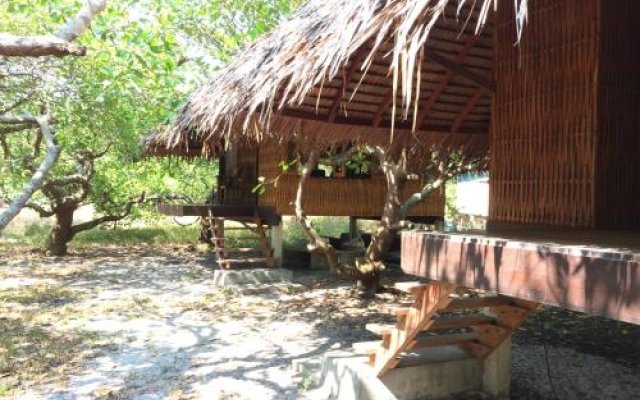 Cashew Nut Bungalow, Ko Mook