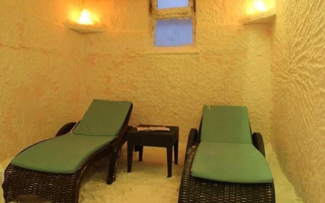 Afrodit Termal Hotel / Gure
