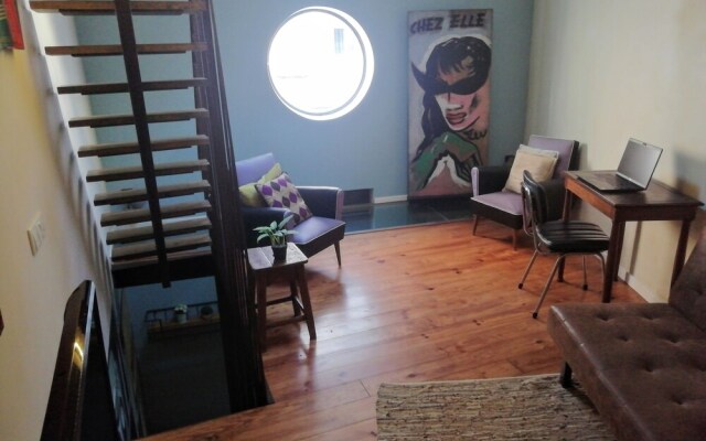 Stunning 2-bed House in Beautiful Area of Lisboa