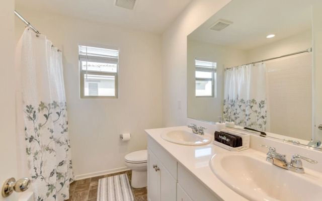 Near Empire Polo Field: Coachella Vacation Rental