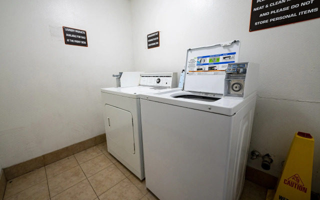 OYO Hotel Hermiston OR, Downtown