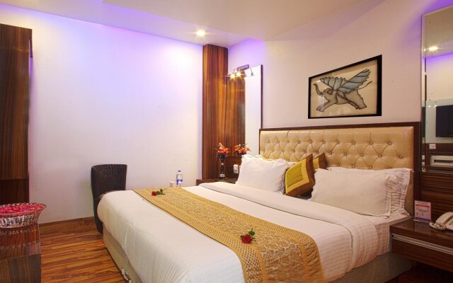 The Delhi 55