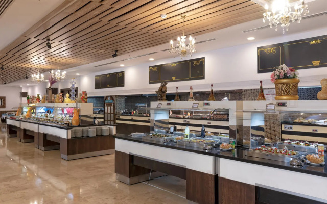 Roma Beach Resort & Spa