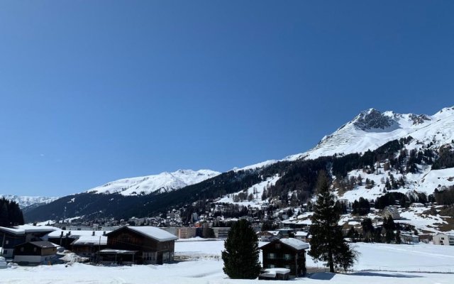 Alpen panorama luxury apartment with exclusive access to 5 star hotel facilities