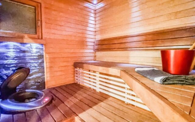 Arctic chalet