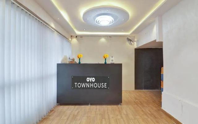 OYO Townhouse 1065 Hotel S Continental