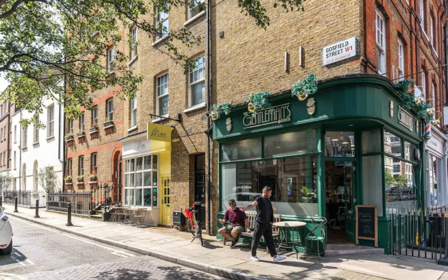 Styled 2bed2bath Duplex + Patio Near Oxford Circus, London