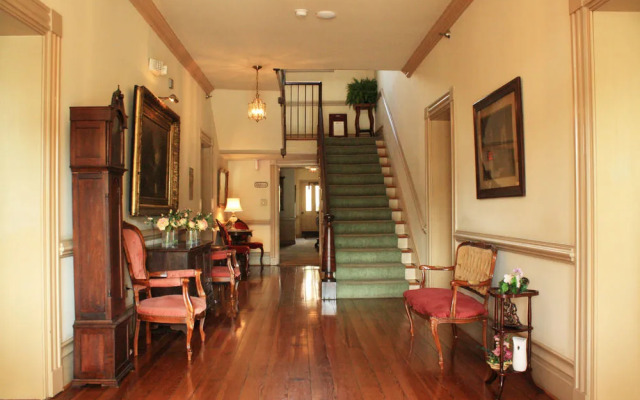 Maple Hall Inn & Restaurant 1850