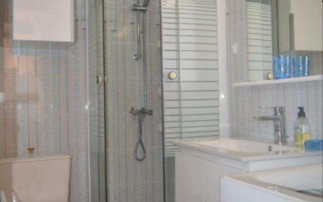 Appartement Saint-Cyprien, 2 pièces, 6 personnes - FR-1-225D-42