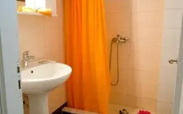 Paralio rooms