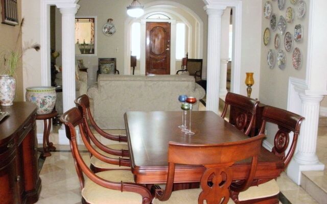 Cesar's House Guayaquil