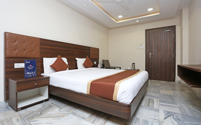 OYO 6651 Hotel Srujana Stay Inn