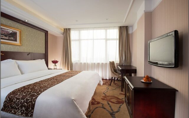 Vienna Hotel Heyuan Hongxing Road Branch