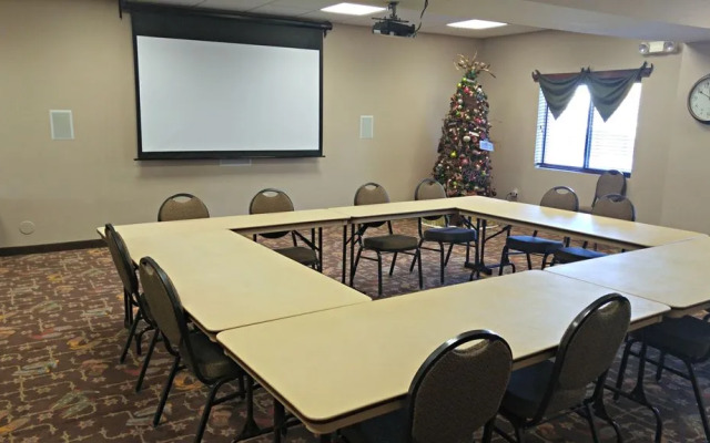 Best Western Plus Country Inn & Suites