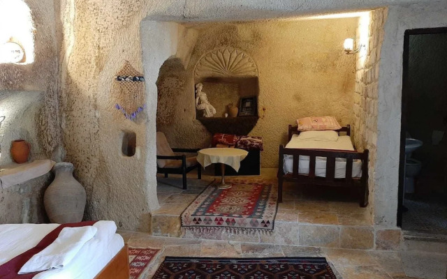 Aziz Cave Hotel