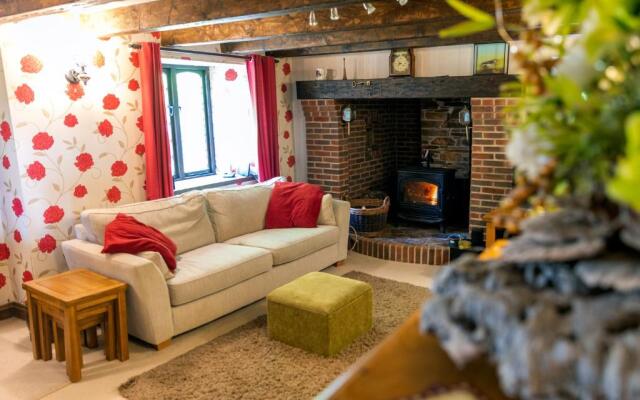 Charming Guest House in Cornish Countryside