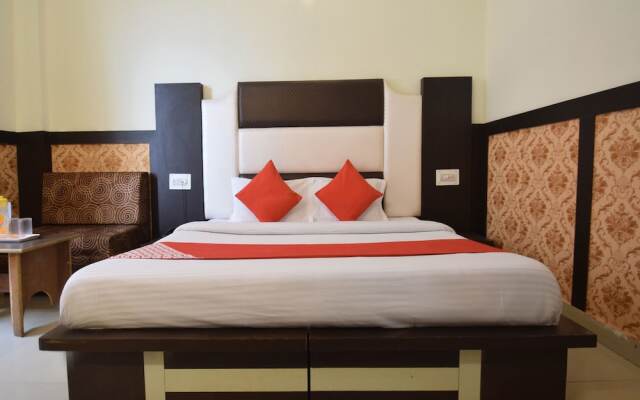 OYO 11616 Hotel Shree Ram