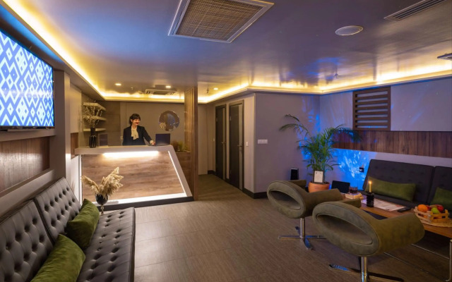 SennaCity Hotel