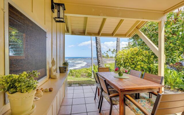 Ultimate Oceanfront Townhome Located on Kona Coast