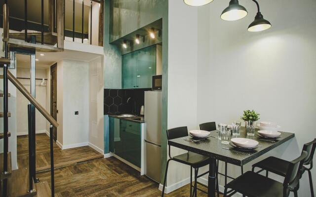 ElenaSweetHome duplex apartments near Moscow shopping center and Sadovod