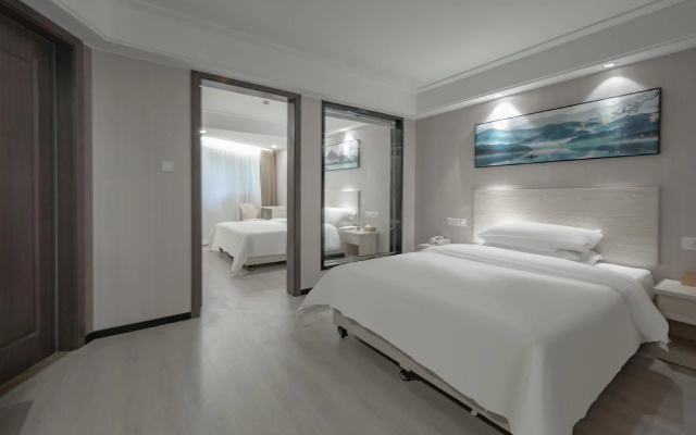 Vienna Hotel Shanghai New International Expo Center Xiuyan Road Metro Station – Guest Rooms – Shanghai