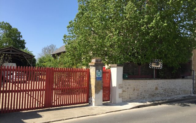 Aux Caprices des Dieux