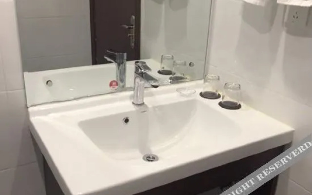 Changfeng shangyi business hotel