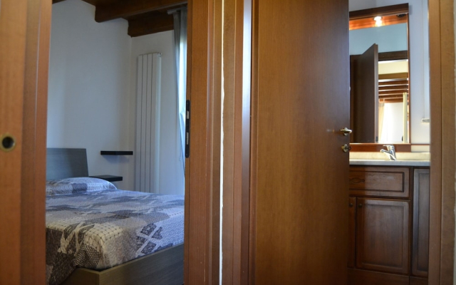 Golf Apartment With Shared Pool