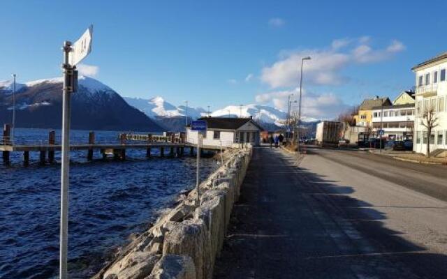 Volda Hostel & B & B