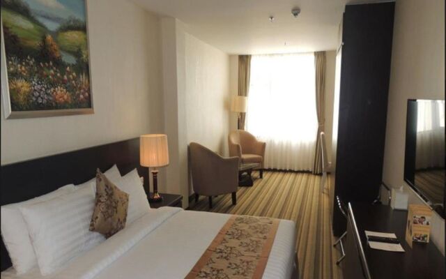 Esperado Lake View Hotel
