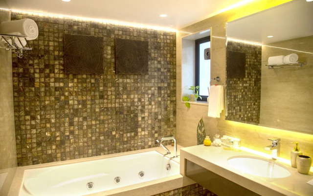 Fazlani Natures Nest - The Wellness Retreat