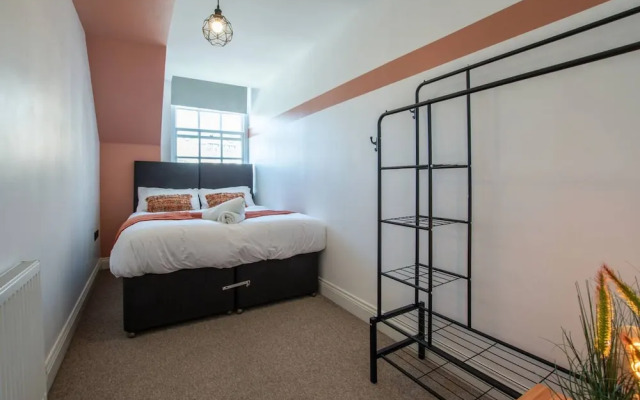 in Bournemouth With 2 Bedrooms and 1 Bathrooms