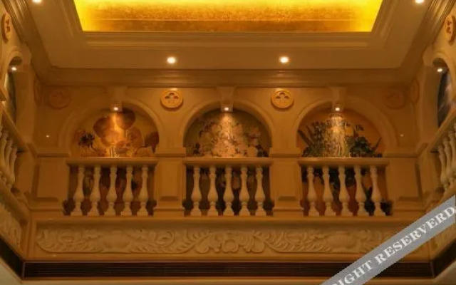 Vienna Hotel (Shenyang Central Street)