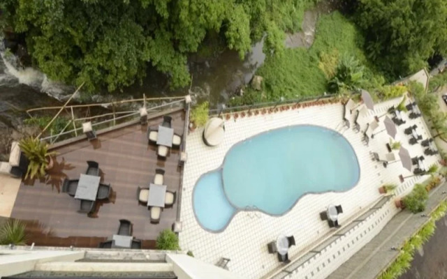 Crystal County Resort