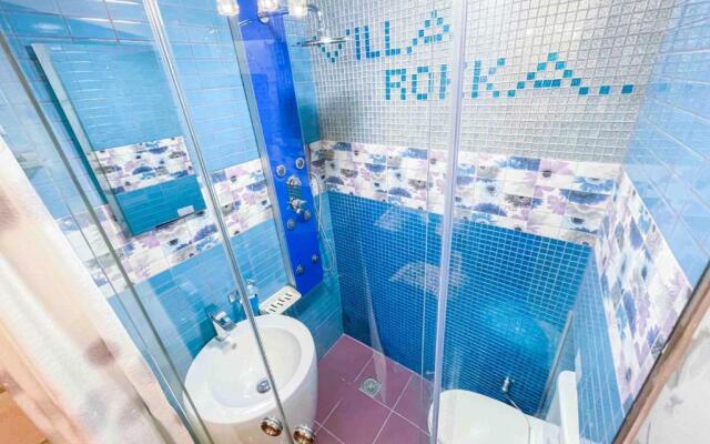 Heated Private Salt Pool, Spa, 4BD & 4BR
