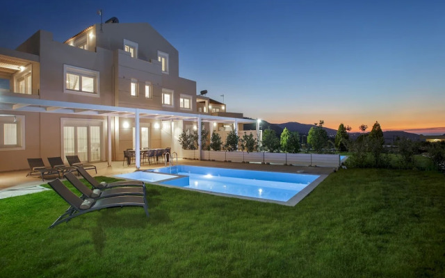 Blue Hills Villas by Estia Yellow 2
